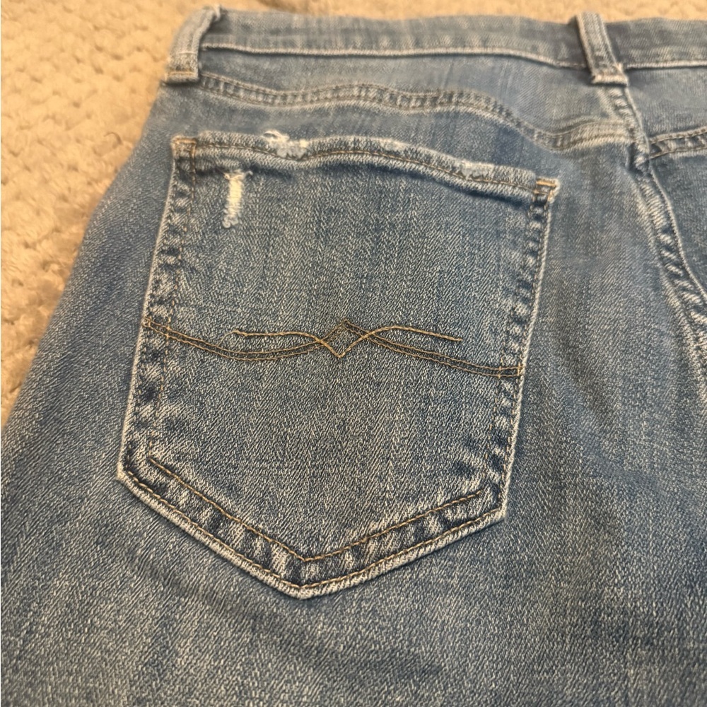 💙 Lucky Brand Sienna Slim Boyfriend Jeans Size 4 / 27 | Light Wash | Distressed - Picture 9 of 12